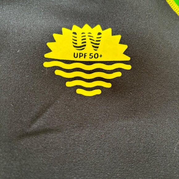 Sporti UPF 50+ Rash Guard Wet Suit Size 9/10 - Picture 4 of 4